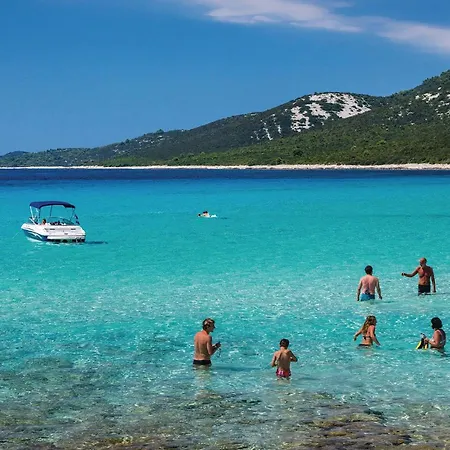 Appartement Two-bedroom In Verunic Veli Rat