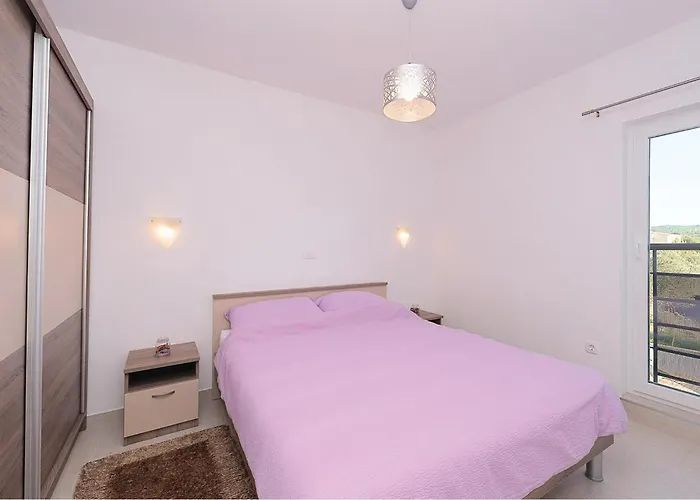 Two-bedroom In Verunic Appartement