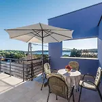 Two-bedroom In Verunic *
