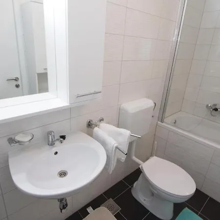 Apartment Two-bedroom In Verunic *