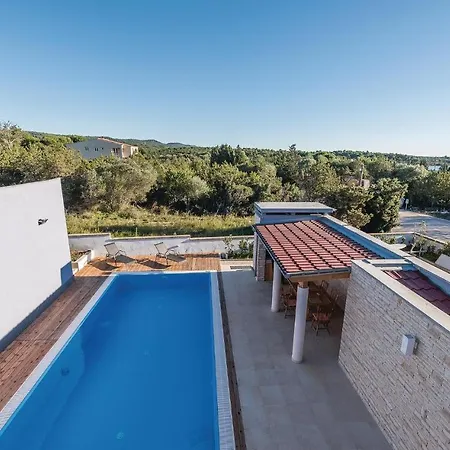 Two-bedroom In Verunic *